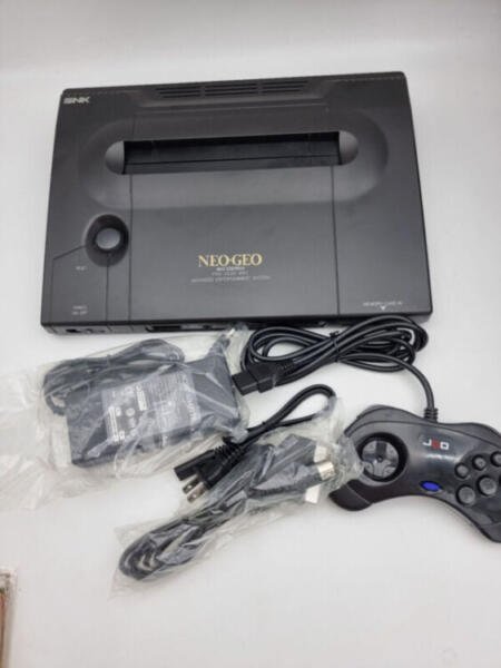 NEO GEO AES CONSOLE+ADAPTER 100-240V USED LOW SERIAL 085481 NEO-O
